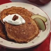 Apple-Bran Pancakes: Main Image