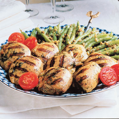 Grilled Chicken with Green Beans and Walnuts Grilled Chicken with Green Beans and Walnuts
