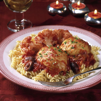 Image of Tomato-fennel Chicken Thighs With Cauliflower And Olives, Walmart