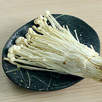 Enoki Mushrooms: Main Image