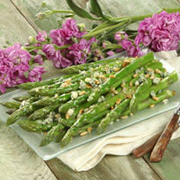 Asparagus with Blue Cheese and Pine Nuts: Main Image