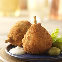 Fig Poppers with Sauce: Main Image