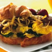 Spicy Sausage and Spinach Egg Croissants: Main Image