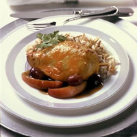 Cheddar-Crusted Chicken Breasts with Grapes and Apples in Grand Marnier Sauce: Main Image