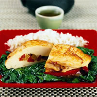 Pepper Stuffed Chicken Breasts with Spinach: Main Image