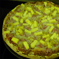 Canadian Bacon, Pineapple, and Banana Pepper Pizza: Main Image