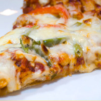 Buffalo Chicken Pizza: Main Image