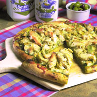 Chicken Pesto Pizza: Main Image