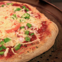 Green Pepper and Onion Pizza: Main Image