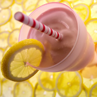 Pink Lemonade Shake: Main Image