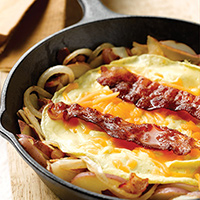 Bacon, Egg, and Red Potato Skillet: Main Image