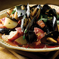 Mussels with Potatoes, Chorizo, and Cilantro: Main Image